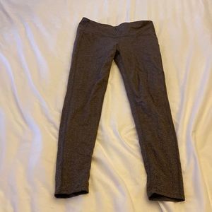 Grey athletic leggings!